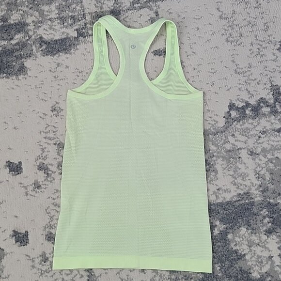 Lululemon swiftly tank top - Picture 4 of 10